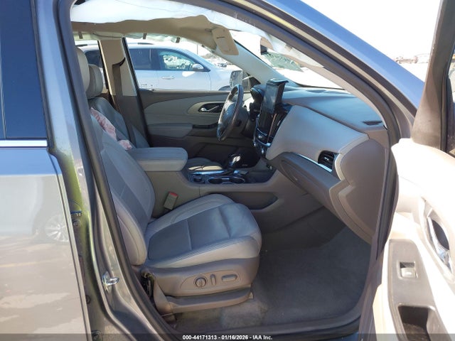 1GNERHKWXMJ118608 Chevrolet Traverse Fwd Lt Leather