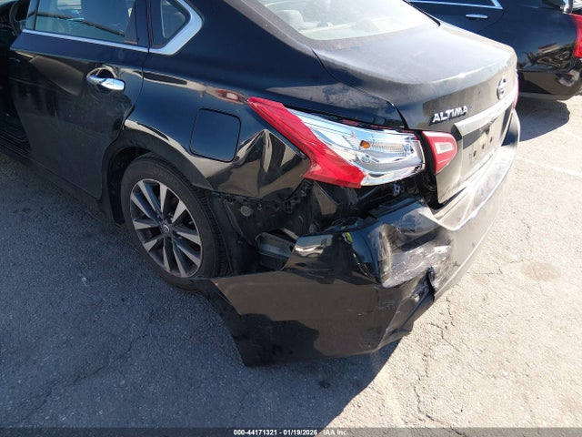 1N4AL3AP6HC294187 Nissan Altima 2.5 Sv