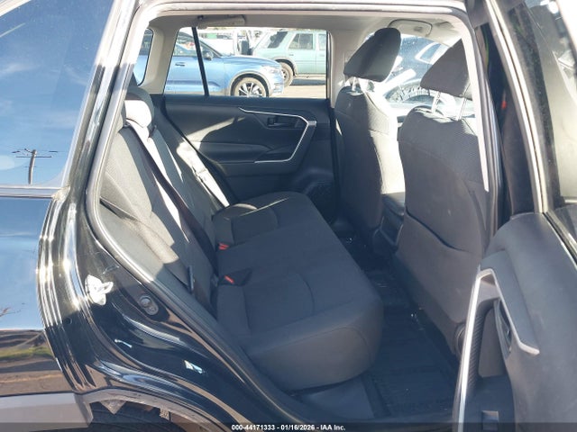 Toyota RAV4 LE 2019 2T3G1RFV9KW079153 Image 8