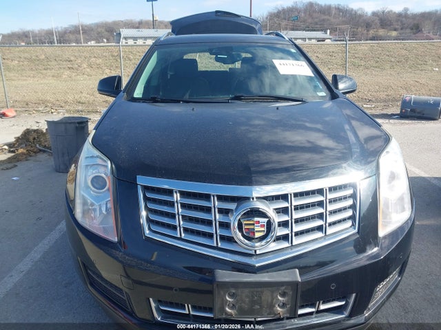 44171366 :رقم المزاد ، 3GYFNBE3XGS554735 vin ، 2016 Cadillac Srx Luxury Collection مزاد بيع