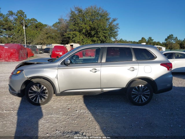 Продаж на аукціоні авто 2020 Mitsubishi Outlander Se 2.4, vin: JA4AD3A36LZ003241, номер лоту: 44171375