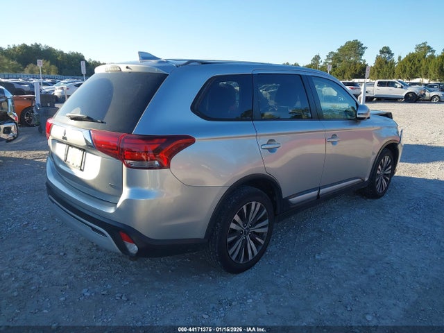 2020 MITSUBISHI OUTLANDER JA4AD3A36LZ003241 Photo 3