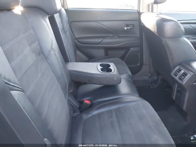 2020 MITSUBISHI OUTLANDER JA4AD3A36LZ003241 Photo 7
