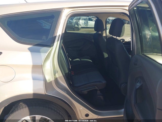 1FMCU0F74HUC02314 Ford ESCAPE S