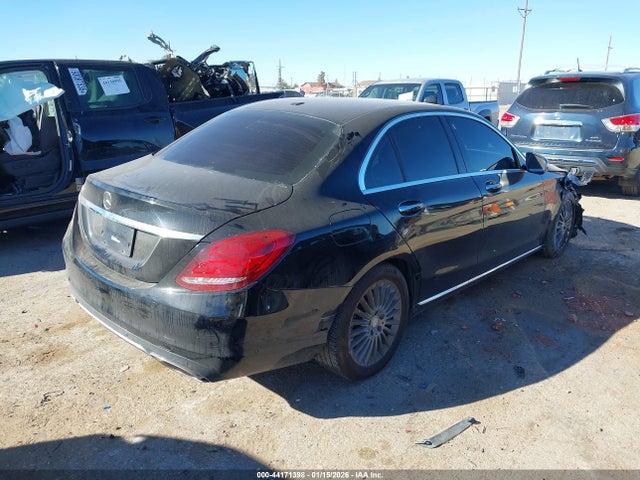 44171398 :رقم المزاد ، 55SWF4JB5FU061126 vin ، 2015 Mercedes-benz C 300 Luxury مزاد بيع