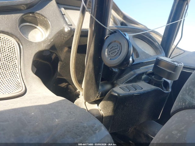 2016 HARLEY-DAVIDSON FLTRXS 1HD1KTM10GB673872 Photo 10