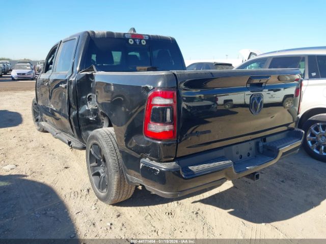 2022 RAM 1500 1C6RREFG2NN424988 Photo 2