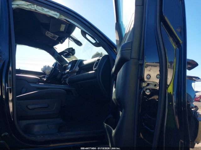 2022 RAM 1500 1C6RREFG2NN424988 Photo 4