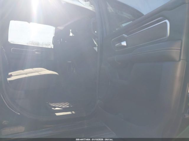 2022 RAM 1500 1C6RREFG2NN424988 Photo 7