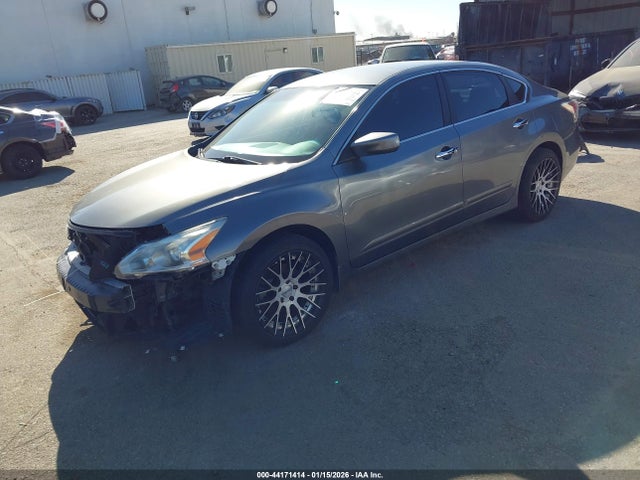 Nissan Altima 2.5 Sv 2015 1N4AL3AP9FC580967 Image 2