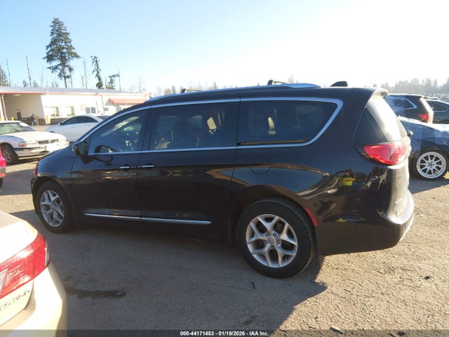 Chrysler Pacifica Touring L Plus 2017 2C4RC1EG6HR832468 Image 15
