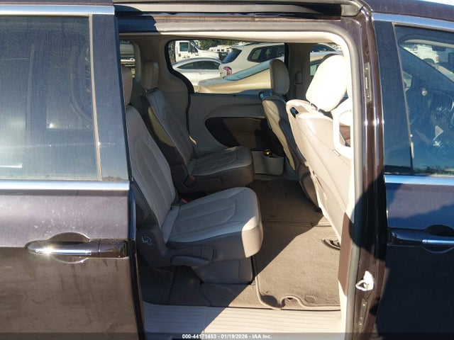 Chrysler Pacifica Touring L Plus 2017 2C4RC1EG6HR832468 Image 8