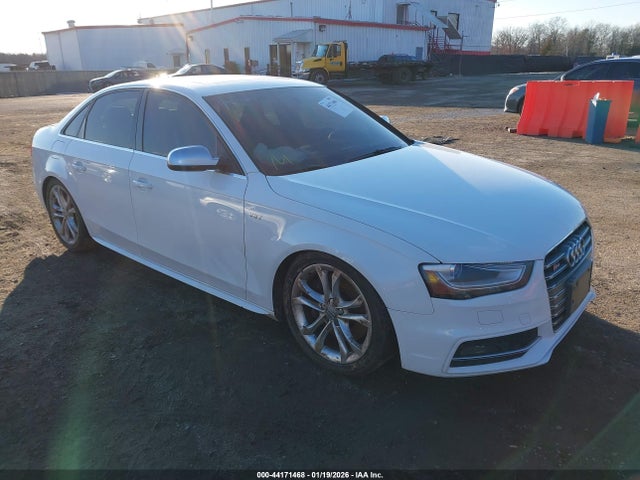 2013 AUDI S4 WAUDGAFL8DA169975 Photo 0