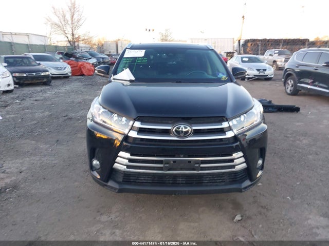 5TDDZRFH0HS388395 Toyota Highlander Limited Platinum
