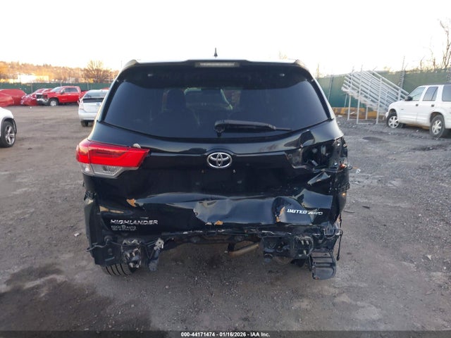 5TDDZRFH0HS388395 Toyota Highlander Limited Platinum