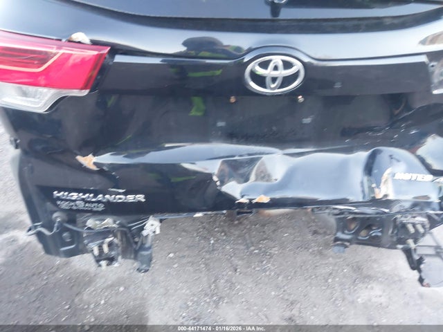 5TDDZRFH0HS388395 Toyota Highlander Limited Platinum