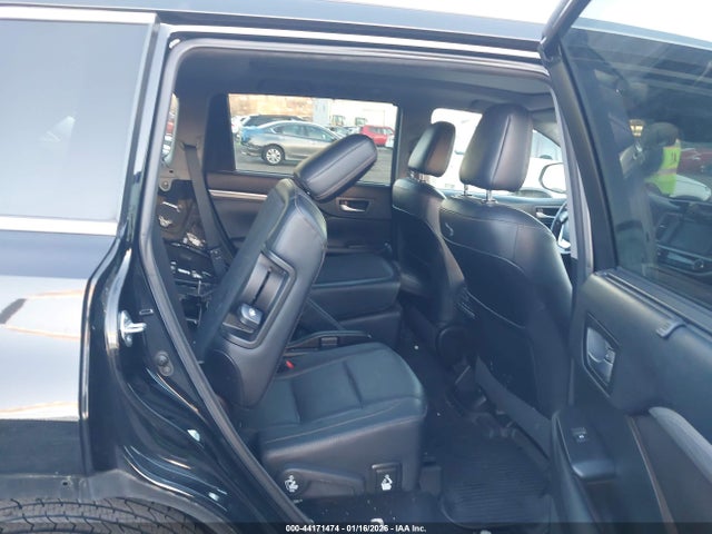 5TDDZRFH0HS388395 Toyota Highlander Limited Platinum