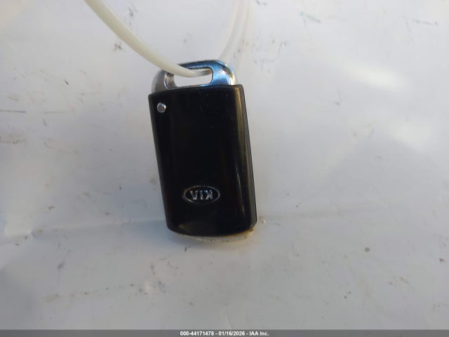 KNALN4D74F5170996 KIA Cadenza Premium