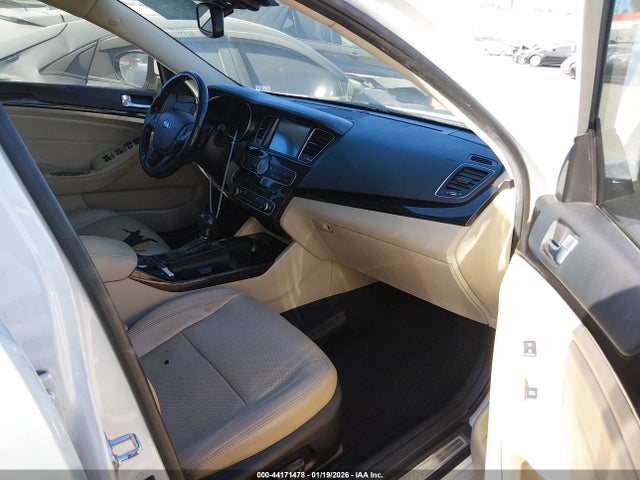 KNALN4D74F5170996 KIA Cadenza Premium