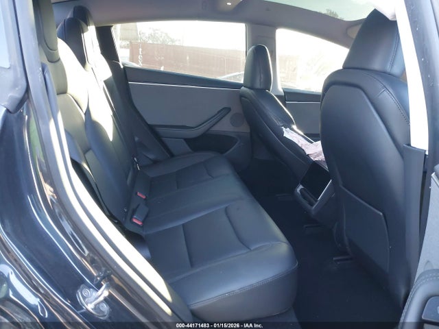 2024 TESLA MODEL 3 5YJ3E1EA9RF743325 Photo 7
