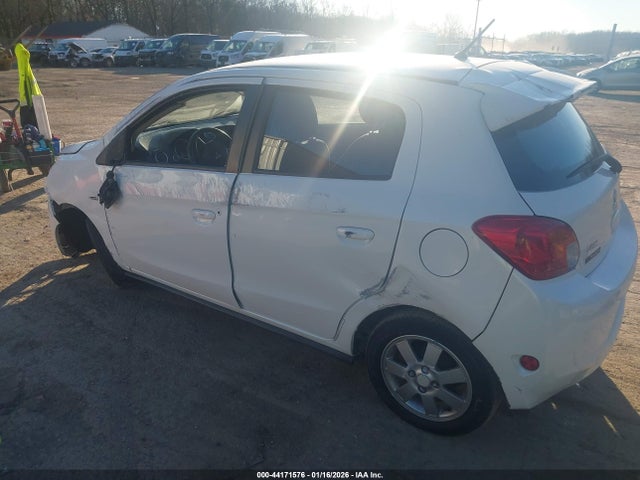 2015 MITSUBISHI MIRAGE ML32A4HJ5FH048066 Photo 2