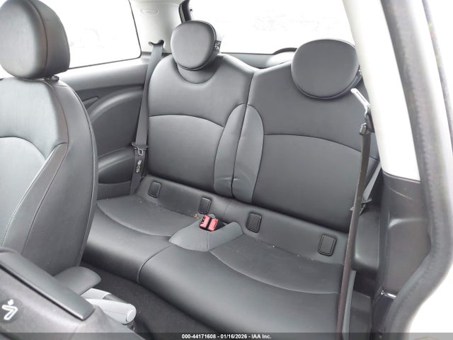2008 MINI COOPER S WMWMF73538TV36450 Photo 7