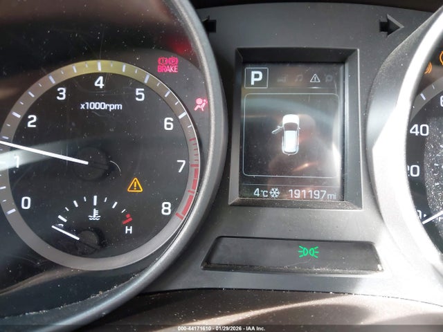 2017 Hyundai Santa Fe Sport 2.4l მანქანა იყიდება აუქციონზე, vin: 5XYZU3LB7HG417289, აუქციონის ნომერი: 44171610