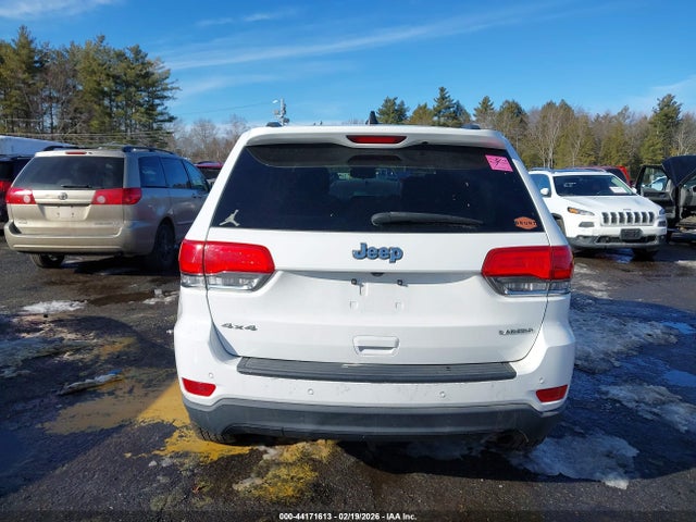 1C4RJFAGXHC844379 Jeep Grand Cherokee Laredo 4x4