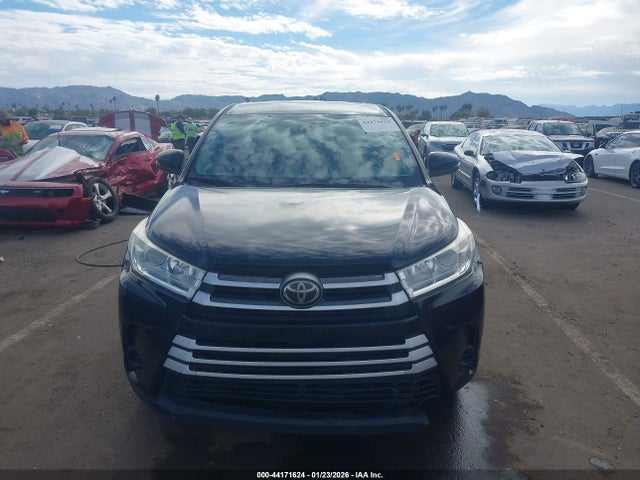 5TDBZRFH4HS460545 Toyota Highlander Le/le Plus