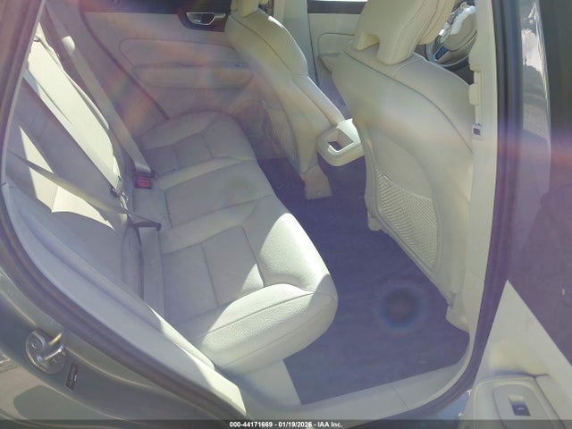2024 VOLVO XC60 YV4L12RK6R1731045 Photo 7
