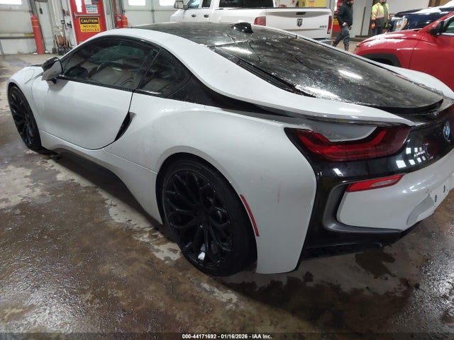2014 BMW I8 WBY2Z2C57EVX64597 Photo 2