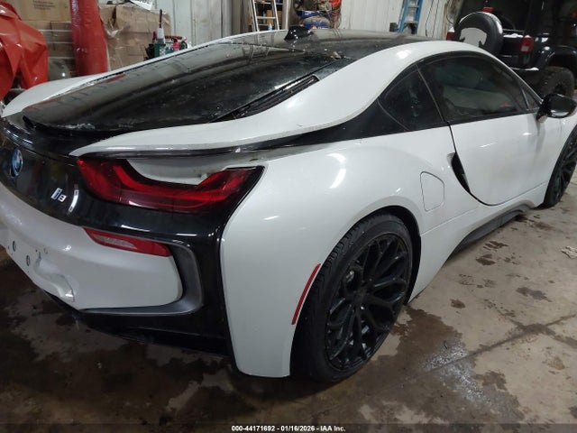 2014 BMW I8 WBY2Z2C57EVX64597 Photo 3