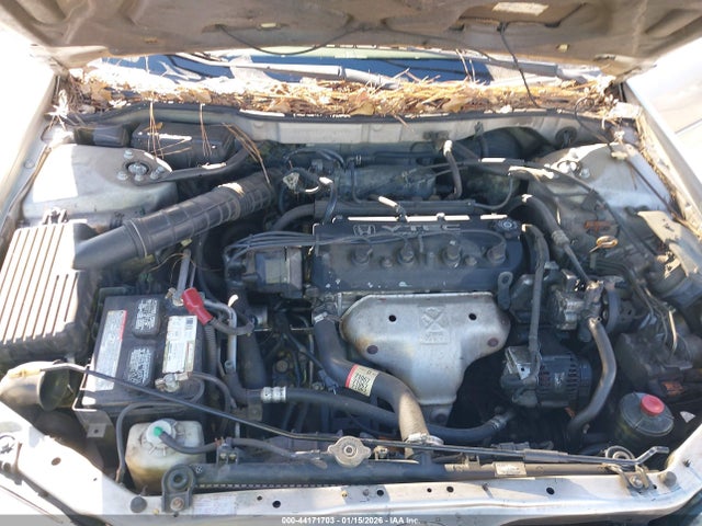 44171703 :رقم المزاد ، 1HGCG565XXA073388 vin ، 1999 Honda Accord Ex مزاد بيع