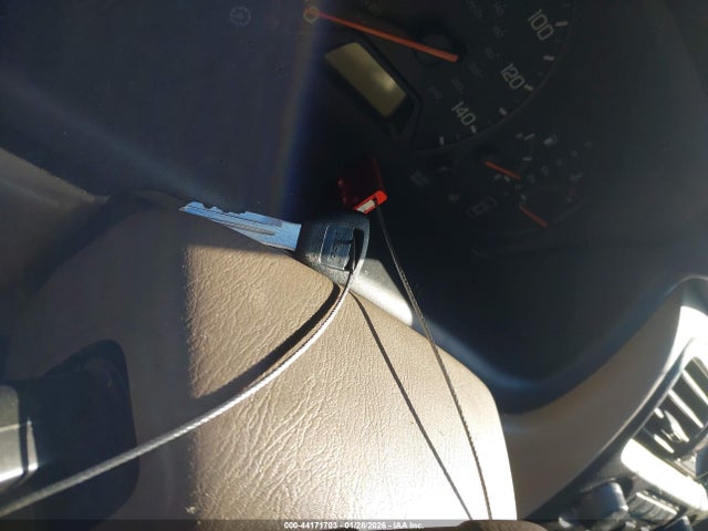 44171703 :رقم المزاد ، 1HGCG565XXA073388 vin ، 1999 Honda Accord Ex مزاد بيع