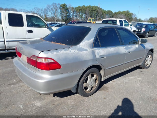 44171703 :رقم المزاد ، 1HGCG565XXA073388 vin ، 1999 Honda Accord Ex مزاد بيع