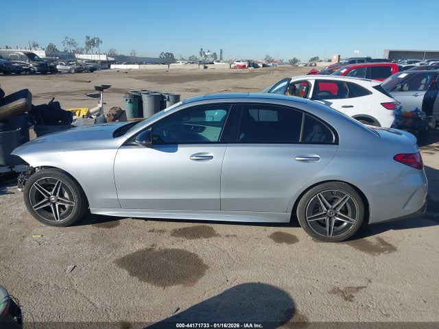 W1KAF4GB9NR066458 Mercedes-Benz C 300 Sedan