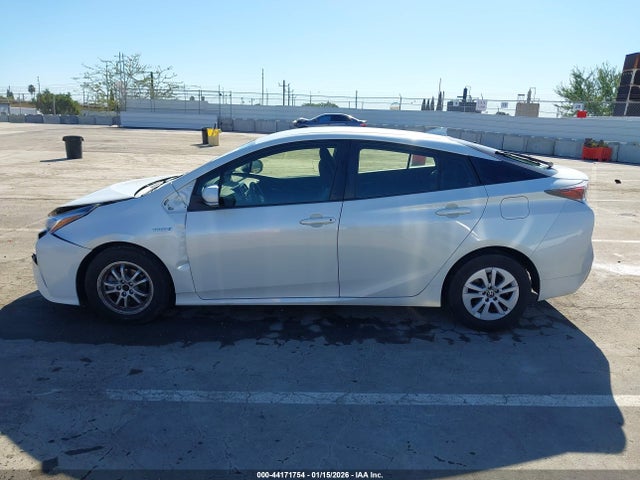 JTDKBRFU7H3540957 Toyota Prius Two