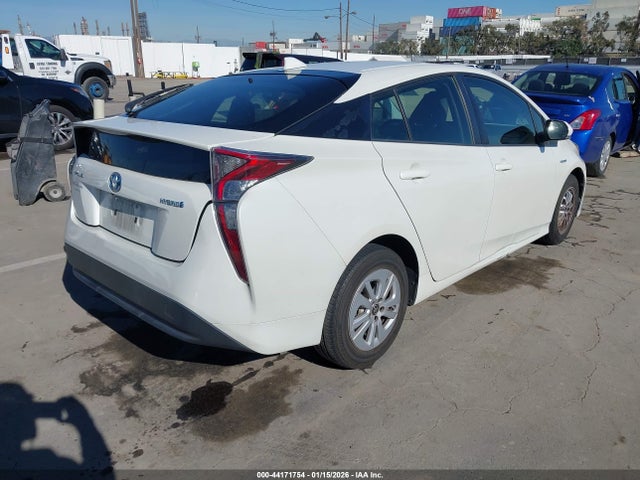 JTDKBRFU7H3540957 Toyota Prius Two