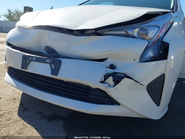 JTDKBRFU7H3540957 Toyota Prius Two
