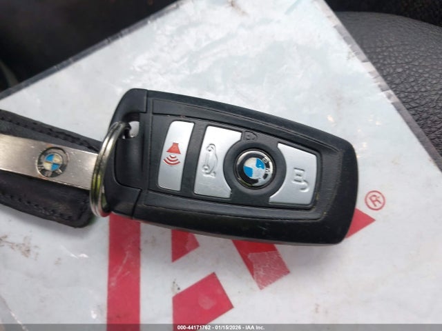 2018 BMW 320I WBA8E1G56JNU92403 Photo 10