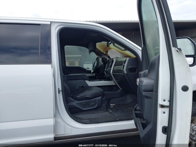 Ford F-350 Lariat 2020 1FT8W3BT4LED52564 Image 5