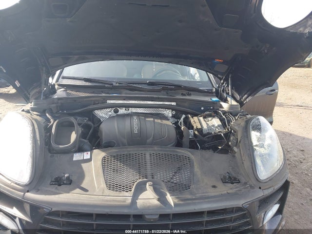 Porsche Macan 2019 WP1AA2A57KLB08252 Image 10