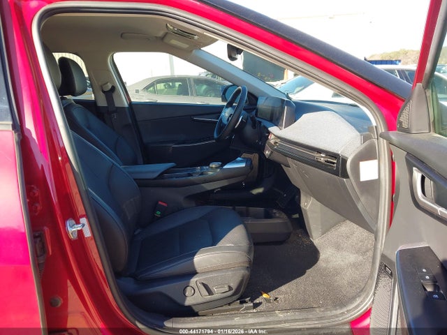 2023 KIA EV6 KNDC34LA9P5605048 Photo 4