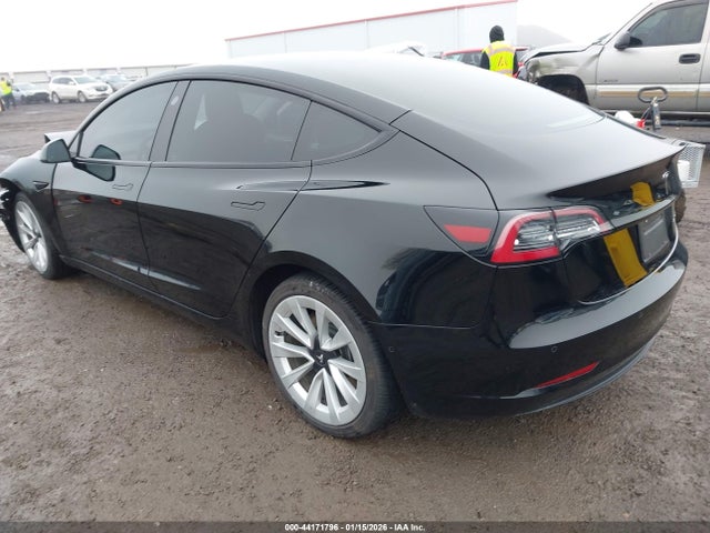 2022 TESLA MODEL 3 5YJ3E1EB4NF144612 Photo 2