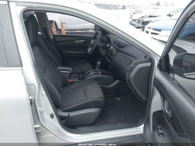 2020 NISSAN ROGUE JN8AT2MV8LW132751 Photo 4