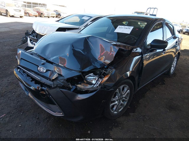 3MYDLBZV8GY114607 Scion IA