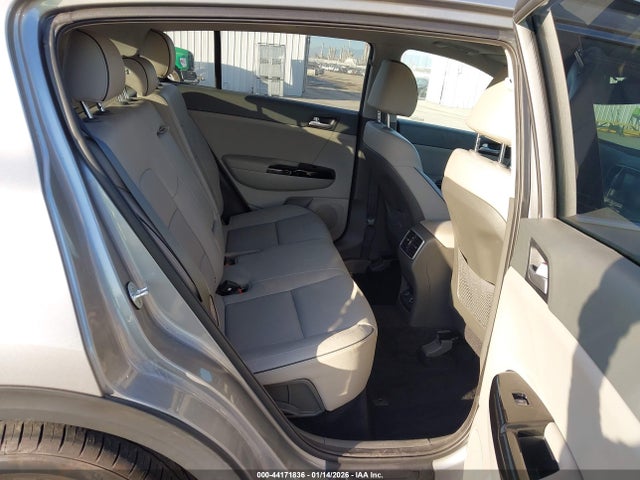 KIA Sportage Ex 2019 KNDPNCACXK7575713 Image 8