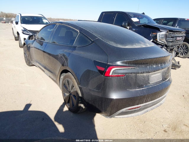 2024 TESLA MODEL 3 5YJ3E1EB0RF815909 Photo 2