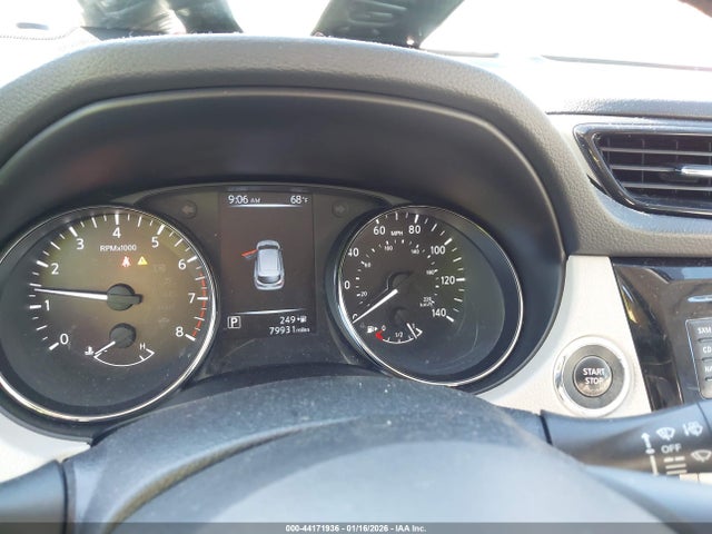JN1BJ1CP7HW000612 Nissan Rogue Sport Sv