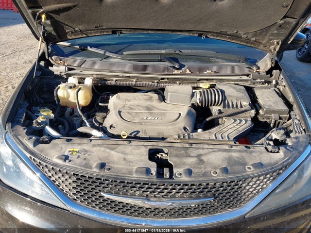 Aukcja sprzedaży 2017 Chrysler Pacifica Lx, vin: 2C4RC1CG1HR579756, numer aukcji: 44171947